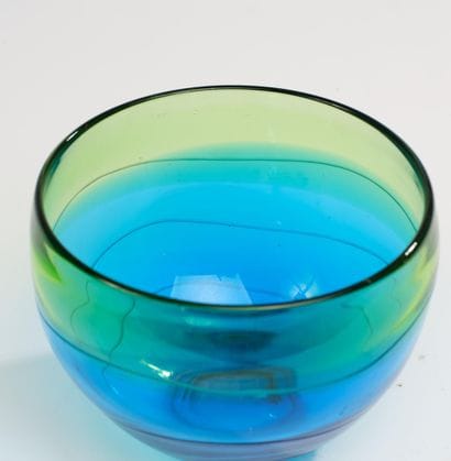 TRAVAIL ITALIEN
Vase circulaire en verre...