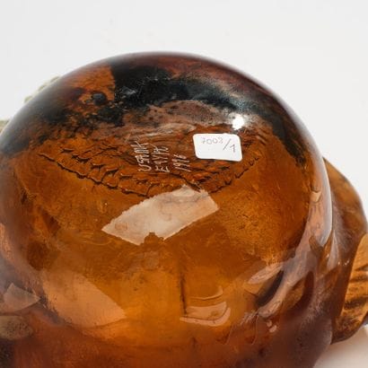 USAMA
Vase en verre égyptien polychrome à...