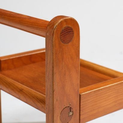 BAUMANN
Chaise d'enfant en pin verni à dossier...