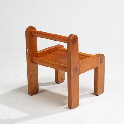 BAUMANN
Chaise d'enfant en pin verni à dossier...