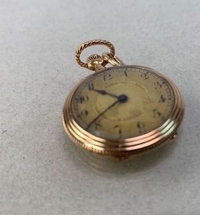 Yellow gold collar watch, eight-jewel cylinder...