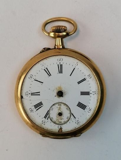 Gusset watch in yellow gold. Weight: 80,30...