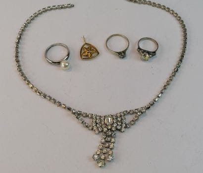 3 silver rings, gilt pendant and silver plated...