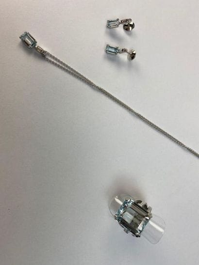 Aquamarine and diamonds set in white gold...