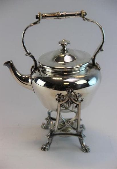 CHRISTOFLE- Samovar in silver plated metal...