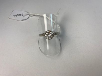 Solitaire in white gold with an antique cut...