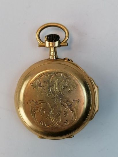 Gusset watch in yellow gold, monogrammed...
