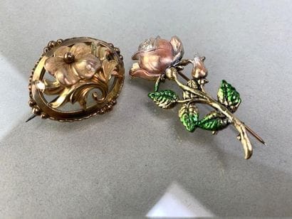 Lot of 2 costume jewelry cpt a gilded metal...