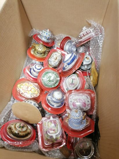 Cardboard cpt collection of miniature tureens...