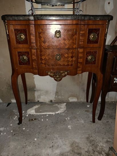 Small geometrically decorated veneered chest...