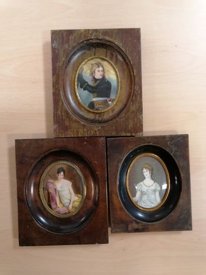 3 miniatures sur ivoire représentant Bonaparte,...