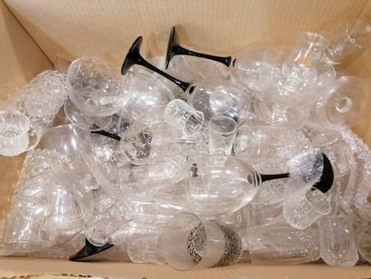 Important set of glasses, champagne flutes,...