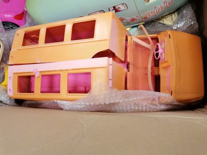 IMPORTANT SET OF BARBIE DOLLS AND VARIOUS...