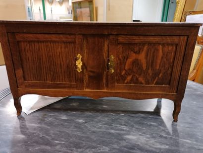 Doll's chest of drawers