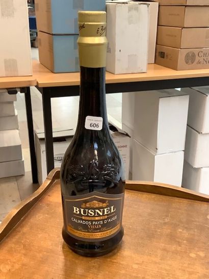 1 bt Calvados Pays d'Auge Vieux, special...