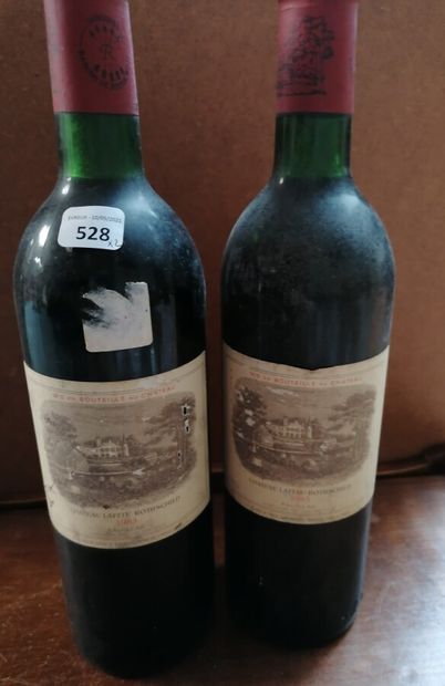 2 bt Chateau Lafite Rothschild 1983 Pauillac...