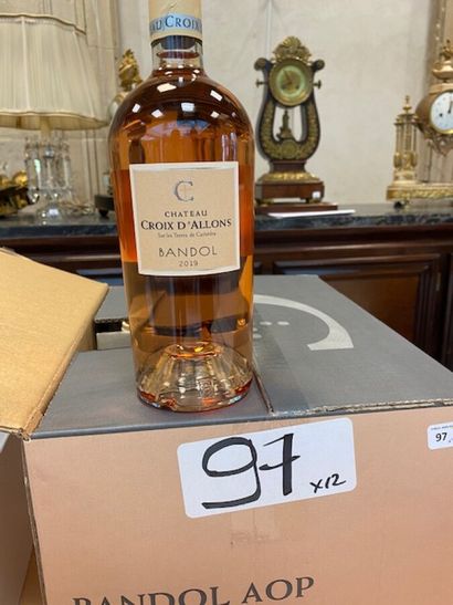 12 bt chateau Croix d'Allons 2019 Bandol...