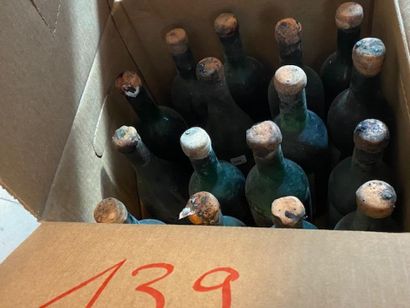 16 bt chateau Eyquem 1979 Côtes de Bourg...