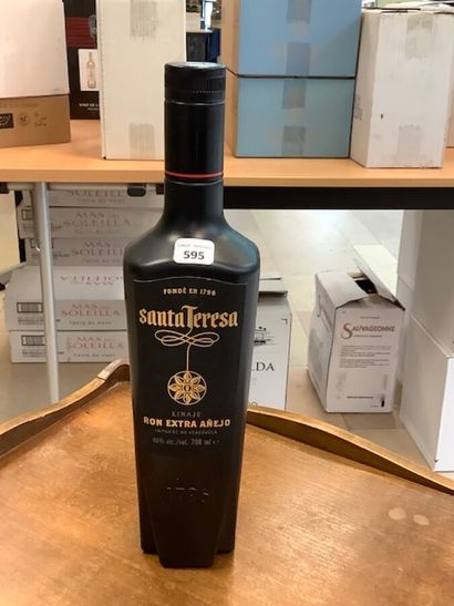 1 bt Ron Santa Teresa Linage Ron extra Anejo...