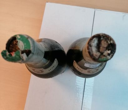 2 bt le Chateau Mercurey 1971 Monopole (capsules...