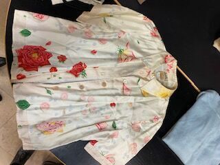 Lot de foulards divers et collants DIOR et...