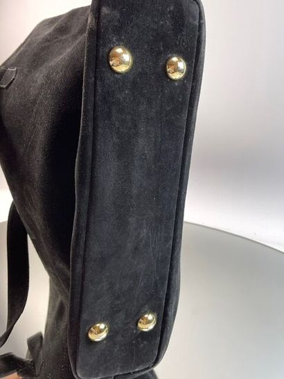 Yves Saint Laurent - Sac cabas en cuir retourné,...