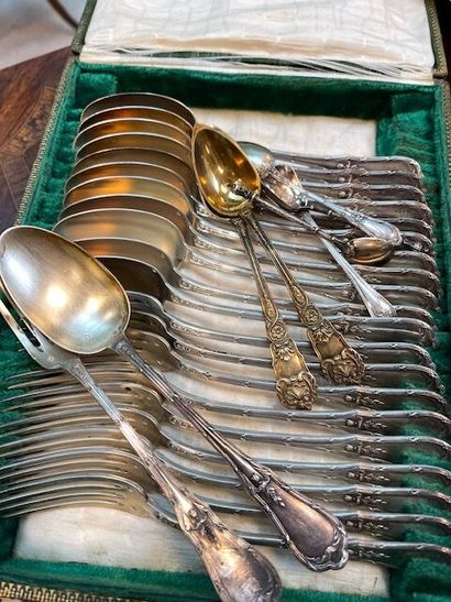 Ménagère en argent de 10 couverts à entremet,...