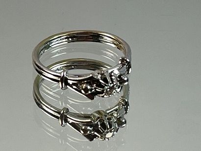 Petit solitaire en or blanc. PB: 3,03 gr...
