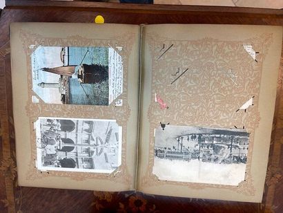 2 albums de cartes postales