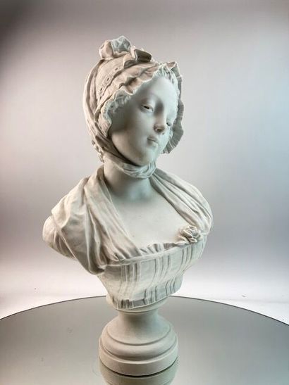 G. LEVY 

Buste de jeune fille au bonnet...