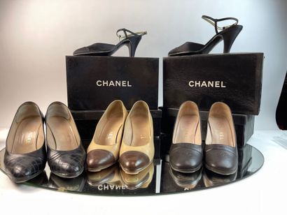 CHANEL- Lot comprenant :

Paire d'escarpins...
