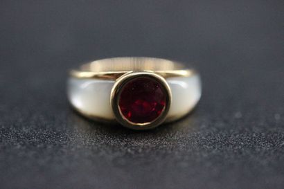 MAUBOUSSIN- Yellow gold and mother-of-pearl...