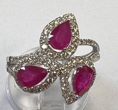 Cocktail ring in 750°/.(18K) white gold 3g90...