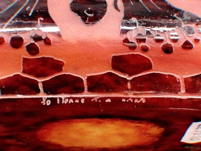 LE VERRE FRANCAIS- Vase quadrangulaire en...