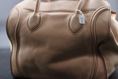 CELINE- Sac à main modèle PHANTOM en veau...