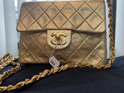 CHANEL- Sac à main 