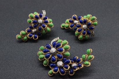 Yellow gold set including a brooch and a...