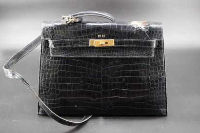 HERMES- Sac à main KELLY 32 en crocodile,...