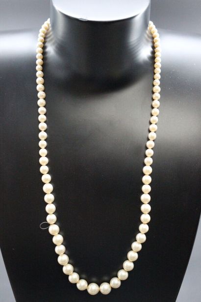 Set of a necklace with 3 rows of cultured...