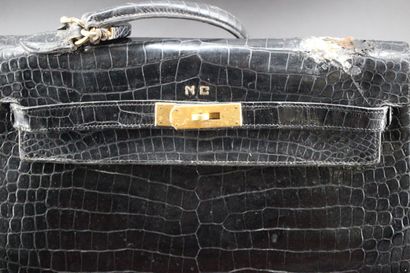 HERMES- Sac à main KELLY 32 en crocodile,...