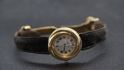 CARTIER- Ladies' watch in vermeil, circular...