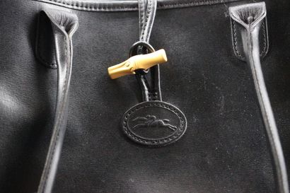 LONGCHAMP- Sac à main modèle roseau en cuir...