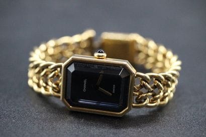 CHANEL- Montre de dame, collection 
