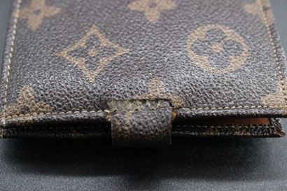 LOUIS VUITTON- Porte-monnaie (usure)