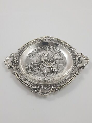 Silver-plated bronze pocket dish with country-style...