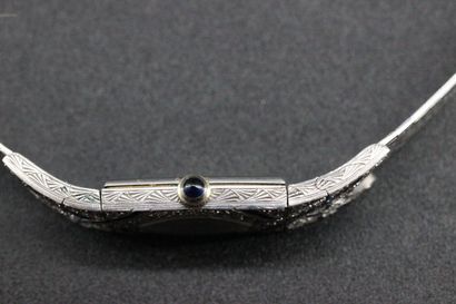 Montre bracelet en or blanc, brillant et...