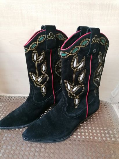 RALPH LAUREN- Paire de bottes en daim taille...