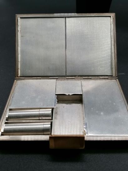 BOUCHERON Paris- Silver and vermeil poudrier...