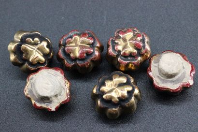 LIN VAUTRIN- 6 boutons en céramique vernissée...