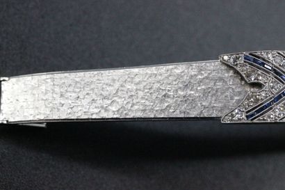 Montre bracelet en or blanc, brillant et...